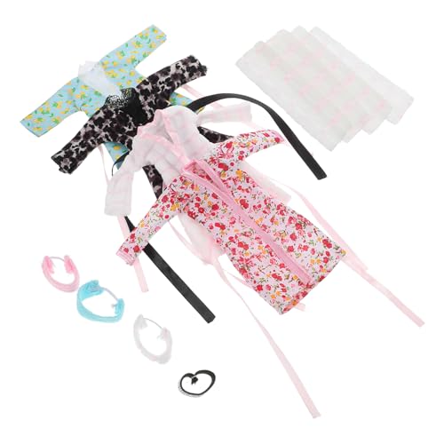WOONEKY 4 Sätze Teiliges Puppen Bademantel Set mit Schlafanzug Kopfband und Handtuch Weiche Puppenkleidung für Kreatives Ankleiden Geeignet für Mädchen Komfortabel und Charmant Gestaltet WOONEKY 4 Sätze Teiliges Puppen Bademantel Set mit Schlafanzug Kopfband und Handtuch Weiche Puppenkleidung für Kreatives Ankleiden Geeignet für Mädchen Komfortabel und Charmant Gestaltet von WOONEKY