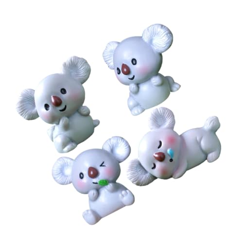 WOONEKY 4 Stück Teiliges Mini Koala Figuren aus Harz Niedliche Miniatur Tierornamente Kompakte Deko für Garten Puppenhaus und Detailreiche Koala Miniaturen mit Verschiedenen Posen WOONEKY 4 Stück Teiliges Mini Koala Figuren aus Harz Niedliche Miniatur Tierornamente Kompakte Deko für Garten Puppenhaus und Detailreiche Koala Miniaturen mit Verschiedenen Posen von WOONEKY