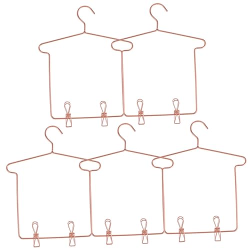 WOONEKY 5 Sätze Miniatur Kleiderbügel für Puppen Clips Roségold für Puppenhaus Möbelzubehör Langlebige und Elegante Lösung zur Organisation von Puppenbekleidung WOONEKY 5 Sätze Miniatur Kleiderbügel für Puppen Clips Roségold für Puppenhaus Möbelzubehör Langlebige und Elegante Lösung zur Organisation von Puppenbekleidung von WOONEKY