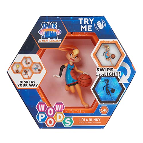 WOW! PODS Space Jam: A New Legacy - Lola Bunny | Leuchtende Wackelkopf-Figur | Offizielle Warner Bros Sammlerstücke, Spielzeug und Geschenke für Jungen und Mädchen ab 5 Jahren WOW! PODS Space Jam: A New Legacy - Lola Bunny | Leuchtende Wackelkopf-Figur | Offizielle Warner Bros Sammlerstücke, Spielzeug und Geschenke für Jungen und Mädchen ab 5 Jahren von WOW! PODS