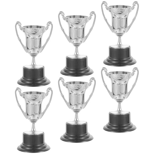 6 stücke Mini Kunststoff Trophäe Decor Party Spiel Preis Kleine Jubeln Belohnung Naments Souvenir Verzierungen Team Sport Favor Für Kinder(Silver) von WSQHAO
