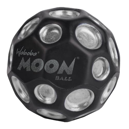Waboba Dark Side of Moon – Springender Gummiball – Patentiertes Original-Design Ballkrater Erzeugen beim Aufprall EIN knallendes Geräusch – Leicht Greifbar – Flummies für Kinder - Silber - 65mm Waboba Dark Side of Moon – Springender Gummiball – Patentiertes Original-Design Ballkrater Erzeugen beim Aufprall EIN knallendes Geräusch – Leicht Greifbar – Flummies für Kinder - Silber - 65mm von Waboba