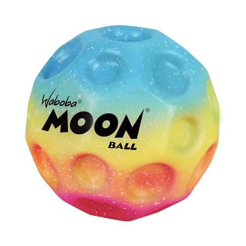 Waboba Moon Ball – am Höchsten Springender Gummiball – Patentiertes Original-Design – Ballkrater Erzeugen beim Aufprall ein knallendes Geräusch – Leicht Greifbar – Flummies für Kinder - Rainbow - 65mm von Waboba