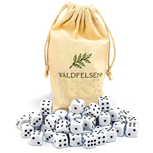 6, 12, 20, 30 oder 50 hochqualitative Würfel von Waldfelsen® Standardgröße 16 mm Acrylwürfel Knobel Spielwürfel Dice 6-seitig sechsseitig Spielzubehör Set mit Stoffbeutel (Weiß, 50 Stück) von Waldfelsen