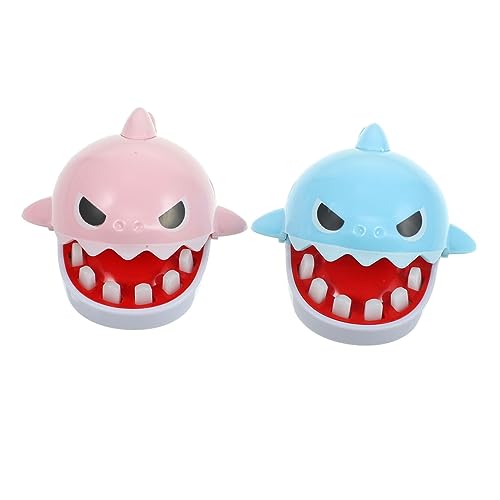 Warmhm 2 Stück Hai Schlüsselanhänger Cartoon -Schlüsselbund beißendes Handspielzeug beißende Fingerspielzeuge Party-Fingerspielzeug Haie Neuheit Toys Plastik Zufällige Farbe Warmhm 2 Stück Hai Schlüsselanhänger Cartoon -Schlüsselbund beißendes Handspielzeug beißende Fingerspielzeuge Party-Fingerspielzeug Haie Neuheit Toys Plastik Zufällige Farbe von Warmhm