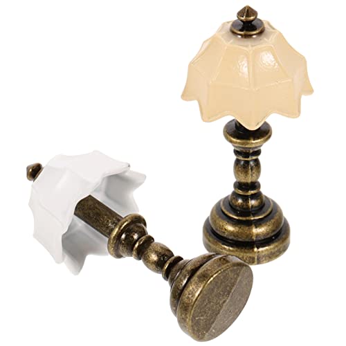 Warmhm 2-teiliges Miniatur-lampenset Für Puppenhaus Miniatur-Dekorationen Winziges Nachttischlampe Jungen Und Mädchen Spielzeug-zubehör Warmhm 2-teiliges Miniatur-lampenset Für Puppenhaus Miniatur-Dekorationen Winziges Nachttischlampe Jungen Und Mädchen Spielzeug-zubehör von Warmhm