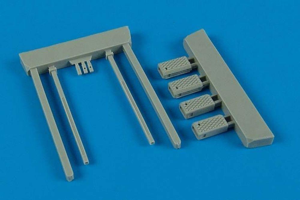 U.S. Navy poly. wheel chock NWC-4/5 la. U.S. Navy poly. wheel chock NWC-4/5 la. von Wheelliant