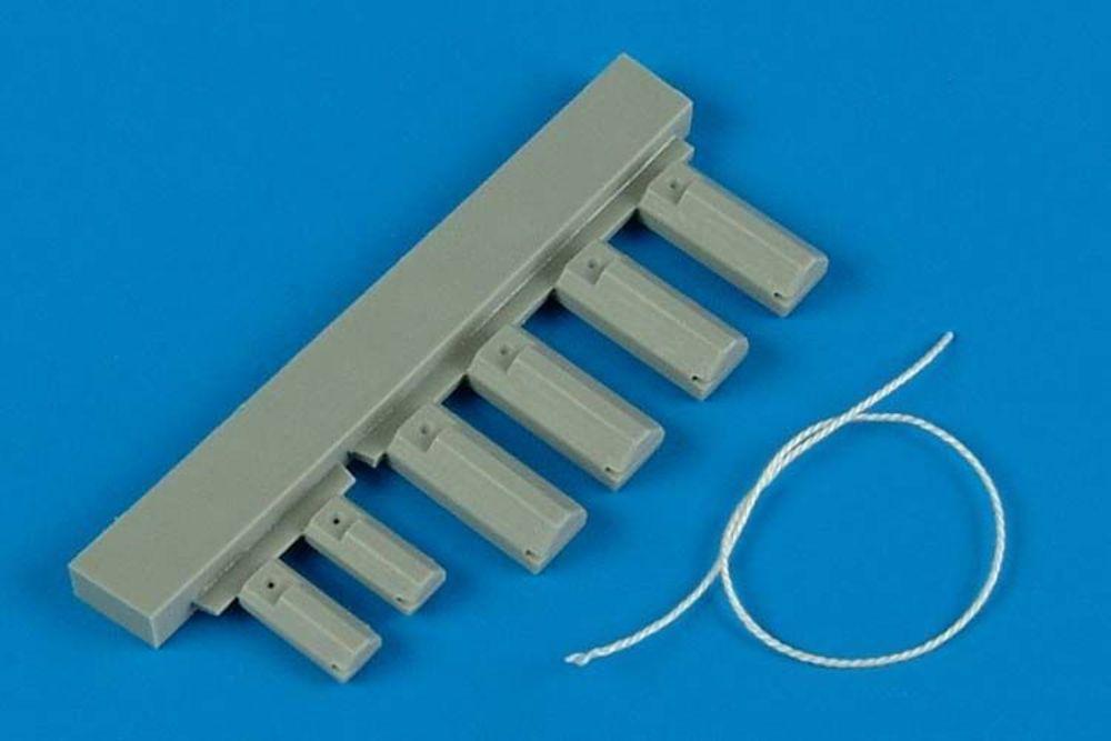 U.S.A.F. wheel chock with nylon thread U.S.A.F. wheel chock with nylon thread von Wheelliant