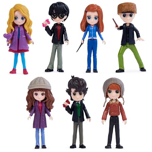 Wizarding World Harry Potter, Magical Minis Hogsmeade Sammler-Set mit 7 Figuren, Weihnachts-Kinderspielzeug für Mädchen und Jungen ab 6 Jahren, 6065055 Wizarding World Harry Potter, Magical Minis Hogsmeade Sammler-Set mit 7 Figuren, Weihnachts-Kinderspielzeug für Mädchen und Jungen ab 6 Jahren, 6065055 von Wizarding World
