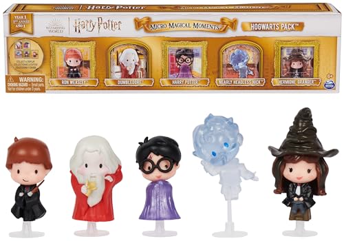Wizarding World Harry Potter, Micro Magical Moments Hogwarts 5-Pack Mini Figures Gift Set with Vitrinen (Amazon Exclusive), Kids Toys for Ages 6+ von Wizarding World