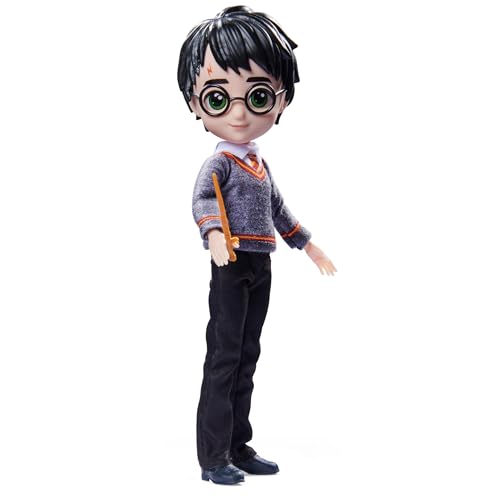 Wizarding World Harry Potter - Harry Potter Puppe mit Hogwarts Schuluniform, ca. 20,3 cm, für Mädchen ab 5 Jahren von Wizarding World