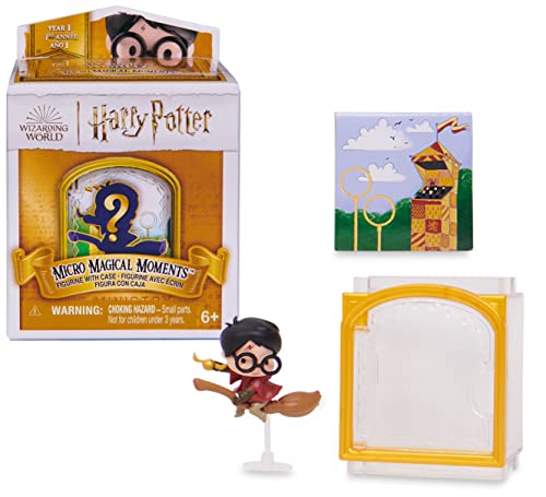 Wizarding World Harry Potter - Micro Magical Moments Überraschungs-Sammelfigur mit Setzkasten, ca. 3,8 cm groß, Spielzeug für Kinder ab 6 Jahren, Fanartikel (sortiert) von Wizarding World