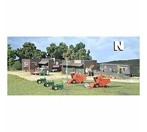 Woodland Scenics DPM66100 Gold Bausatz landwirtschaftliche Handelsfirma Olsen Gebäude Fahrzeuge Spur N 1:160 Feed Larson's Implement von Woodland Scenics