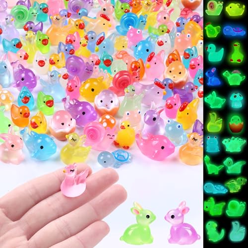 XOYTN 130 Stück leuchtende Mini-Tiere aus Kunstharz, 19 Stile, kleine Tiere, niedliche Miniatur-Mini-Tierfiguren, leuchtet im Dunkeln, für Mikro-Landschaft, Feengarten, Aquarium, Puppenhaus-Dekoration XOYTN 130 Stück leuchtende Mini-Tiere aus Kunstharz, 19 Stile, kleine Tiere, niedliche Miniatur-Mini-Tierfiguren, leuchtet im Dunkeln, für Mikro-Landschaft, Feengarten, Aquarium, Puppenhaus-Dekoration von XOYTN
