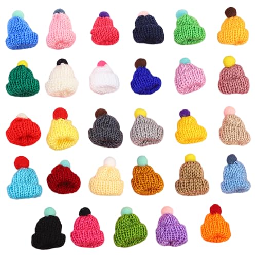 XVHOAB Mini Santa Hüte für Handwerk 100pcs verschiedene Farbmini -Weihnachtshüte mit einem niedlichen Plush -Ball -Wolle -Garn -Stricken für Weihnachtskunsthandwerksmittel Weihnachtsdekorationen von XVHOAB