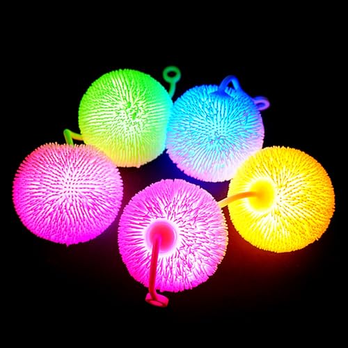XineYuor 5PCS Leuchtball Kinder,Leuchtende Kugel Ball Glühende Igelball Elastizität Flash-Haar Ball Kinder Lustige Spielzeug Led Flummies Kind XineYuor 5PCS Leuchtball Kinder,Leuchtende Kugel Ball Glühende Igelball Elastizität Flash-Haar Ball Kinder Lustige Spielzeug Led Flummies Kind von XineYuor