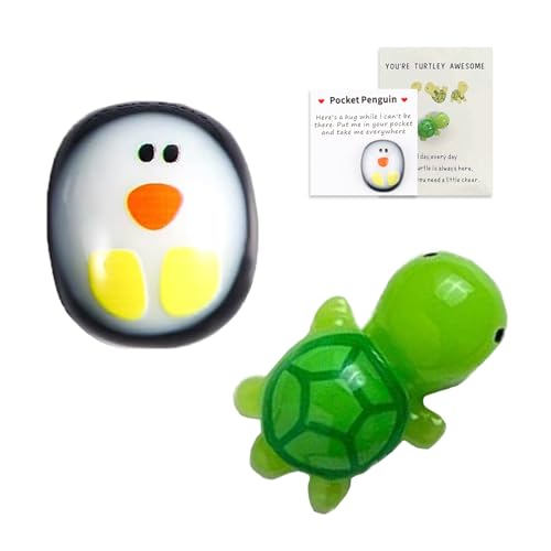 XoeLLe 2 Stück Pocket Hug, Kleine Positive Penguin Mit Ermutigend GrußKarte, Glücksbringer Kinder, Mutmacher, Mutmacher Geschenk, Trost Geschenke für Freunde Liebhaber (Schildkröte + Pinguin) von XoeLLe