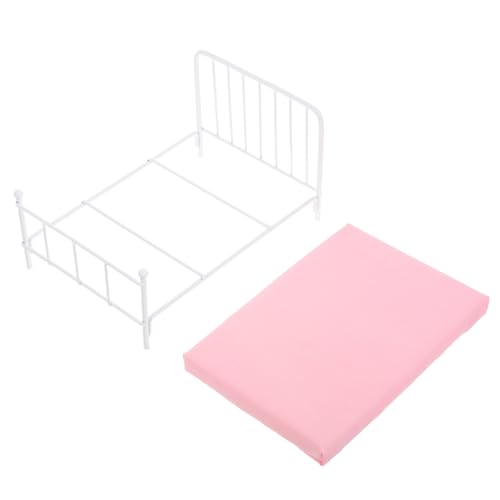 YARNOW Realistisches Eisenrahmenbett mit Matratze Puppenhaus Schlafzimmermöbel und Zubehör Weiß für Kreative Spielsz Szenarien YARNOW Realistisches Eisenrahmenbett mit Matratze Puppenhaus Schlafzimmermöbel und Zubehör Weiß für Kreative Spielsz Szenarien von YARNOW