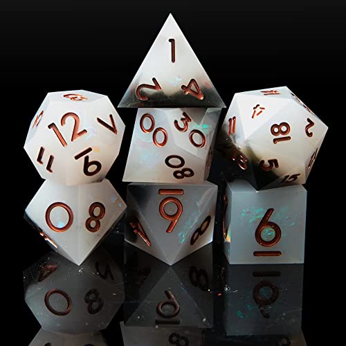 YEMEKO Sharp Edge DND-Würfel-Set, 7 Zubehör, Würfel für Dungeons and Dragons, TTRPG-Spiele, mehrseitiges RPG-Polyedrisches Harz, scharfe Kanten, Schwarz von YEMEKO
