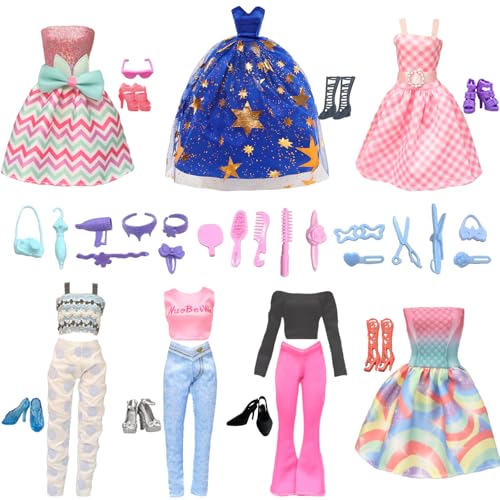 Puppenkleidung kompatibel mit Barbie-Kleidung, 56 Stücke einschließlich 1 blaues Hochzeitskleid 3 Mode 2 Bluse 2 Hosen 20 Paar Schuhe 18 Zubehör zufällig für Weihnachten, Geburtstag 11,5 Zoll Puppe Puppenkleidung kompatibel mit Barbie-Kleidung, 56 Stücke einschließlich 1 blaues Hochzeitskleid 3 Mode 2 Bluse 2 Hosen 20 Paar Schuhe 18 Zubehör zufällig für Weihnachten, Geburtstag 11,5 Zoll Puppe von YITULOU