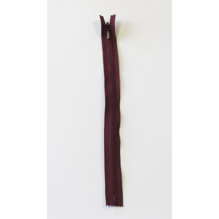 YKK nahtverdeckter Reißverschluss Bordeauxrot Dunkel 4mm - 55cm von YKK