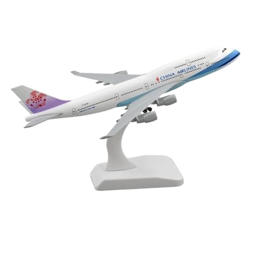 Metallflugzeugmodell Druckguss 20 cm Für Airlines Boeing B747 Mit Fahrwerk Taiwan Legierung Flugzeug Modell Stand Diecast Flugzeug Mit Rädern Spielzeug Sammeln Oder Verschenken von YLQERZ