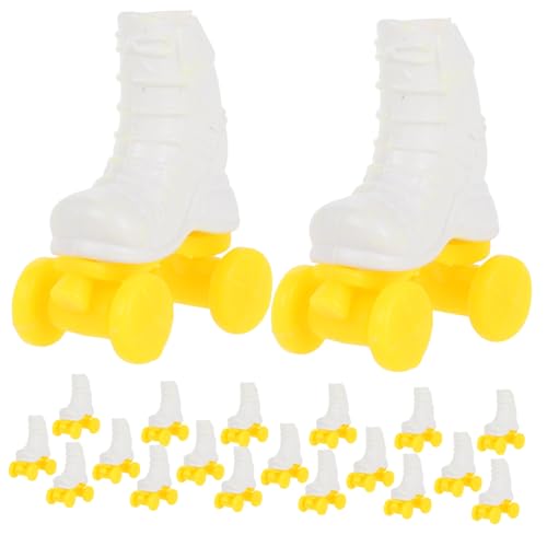 Yardwe 10 Paare Rollschuhspielzeug Anziehpuppendekoration Rollschuhe für Puppendekoration Miniatur-Rollschuh Mini House Decor süße Rollschuhe Puppenzubehör Plastik Weiß von Yardwe