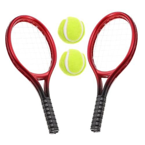 Yardwe 2 Sätze Mini Tennis Racket und Ball Set Teiliges Puppenhaus Zubehör für Interaktives Spiel Kreative Dekoration und Sportliche Themen Geeignet für Altersgruppen von Yardwe