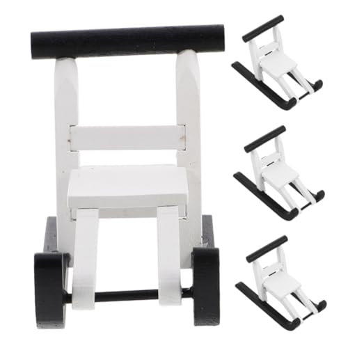 Yardwe 4 Stück Mini Holzschlitten Detaillierte Leichte Weihnachtsdeko für Tisch Puppenhaus Christbaumschmuck Realistische Miniatur-Schlittenfiguren in Naturholzoptik von Yardwe