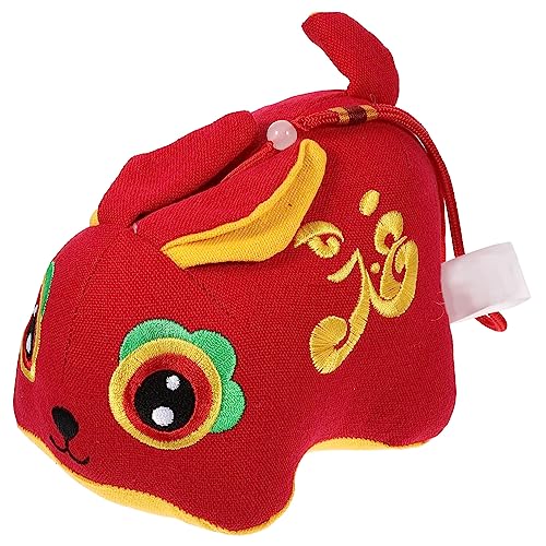 Yardwe Glückliche Kaninchenpuppe Dekorationen Jahr der Hasenpuppe ausgestopft Plüsch-Kaninchen-Puppe Kaninchen-Maskottchen-Puppe Kuscheltier Plüschtier Stoff rot Yardwe Glückliche Kaninchenpuppe Dekorationen Jahr der Hasenpuppe ausgestopft Plüsch-Kaninchen-Puppe Kaninchen-Maskottchen-Puppe Kuscheltier Plüschtier Stoff rot von Yardwe
