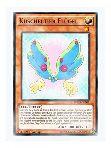 DOCS-DE009 Kuscheltier Flügel 1. Auflage im Set mit original Gwindi Kartenschutzhülle von Yu-Gi-Oh!