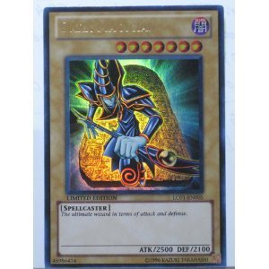 LC01-EN005 Dark Magician im Set mit original Gwindi Kartenschutzhülle LC01-EN005 Dark Magician im Set mit original Gwindi Kartenschutzhülle von Yu Gi Oh