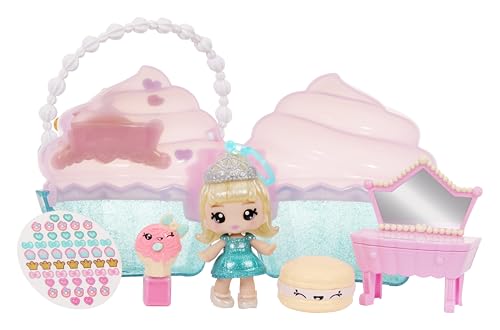 Yummiland Beauty Bag Playset + Lip Gloss Doll - Cupcake Bag - Enthält Exklusive Callie Birthday Cake, Nagellack + Nagelsticker, Körperschimmer, Puppen-Spielset, Beauty-Spiel, für Kinder ab 4 Jahren von Yummiland