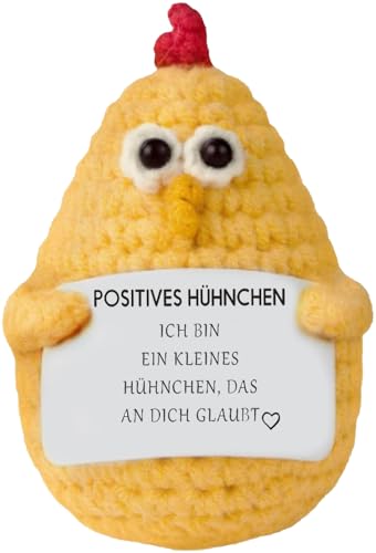 Lustiges Geschenk für Frauen & Männer – Positives Plüschtier, perfekt für Geburtstag, Weihnachten, Wichteln & Deko zu Hause oder im Büro (Positives Deutscher Hühnchen) von YverLand