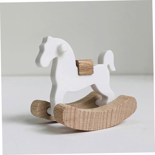 ZUNOXAZ 2 Stück Miniatur Schaukelpferd aus Holz Klassische Puppenhaus Möbel Robust Glatt Vielseitig als Puppenstube Dekoration und Foto Requisite Langlebig und Detailreich für Babyzimmer von ZUNOXAZ
