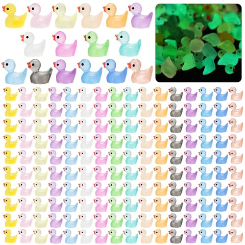 130 stück mini enten, glühen Kunstharz-Enten,bunte kleine enten,Miniatur Enten,Entenspielzeug,kleine ente im dunkeln für Aquarium Puppenhaus Miniaturgarten Handwerk Deko DIY Haus Dekoration(16 Farben) 130 stück mini enten, glühen Kunstharz-Enten,bunte kleine enten,Miniatur Enten,Entenspielzeug,kleine ente im dunkeln für Aquarium Puppenhaus Miniaturgarten Handwerk Deko DIY Haus Dekoration(16 Farben) von ZephyrHome