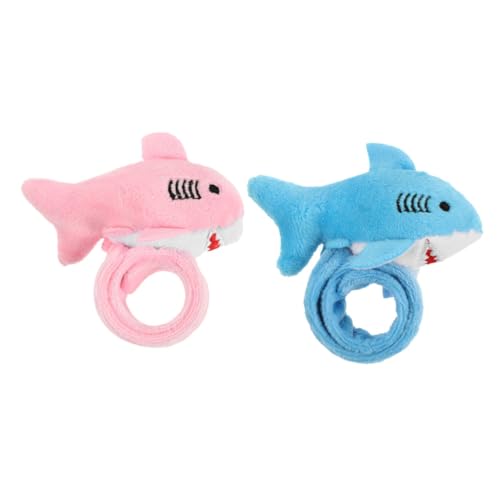 Zerodeko 2 Stück Cartoon Plüsch Hai Schnapparmbänder für Realistische Tierform Bequeme Handgelenkspielzeuge für Partys Blau für Junge Mädchen Zerodeko 2 Stück Cartoon Plüsch Hai Schnapparmbänder für Realistische Tierform Bequeme Handgelenkspielzeuge für Partys Blau für Junge Mädchen von Zerodeko