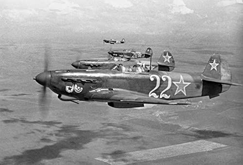 1/48 Yak-9 1/48 Yak-9 von Zvezda