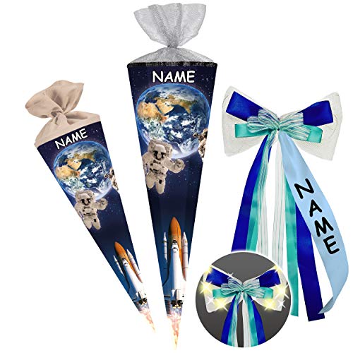 alles-meine.de GmbH Schultüte - mit 3D Glitzer - Effekt ! Weltraum - Rakete/Erde & Astronaut - 22-100 cm - 12 eckig - incl. Name und individueller großer LED LICHT - SCHLEI.. alles-meine.de GmbH Schultüte - mit 3D Glitzer - Effekt ! Weltraum - Rakete/Erde & Astronaut - 22-100 cm - 12 eckig - incl. Name und individueller großer LED LICHT - SCHLEI.. von alles-meine.de GmbH