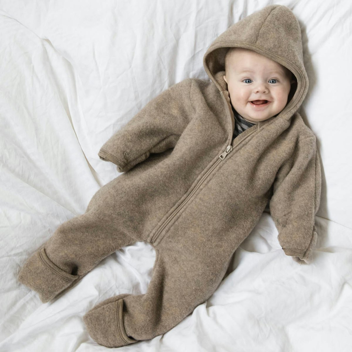 Baby Overall mit Kapuze und Reißverschluss braun 74/80