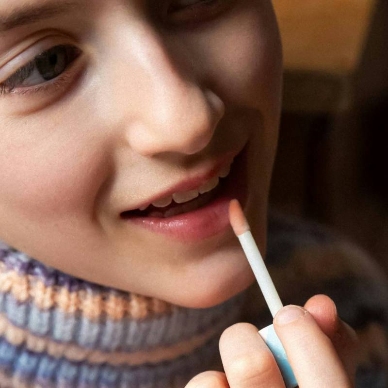 Bio Lipgloss für Kinder in Glitzer Rosa mit Pfirsichduft Bio Lipgloss für Kinder in Glitzer Rosa mit Pfirsichduft