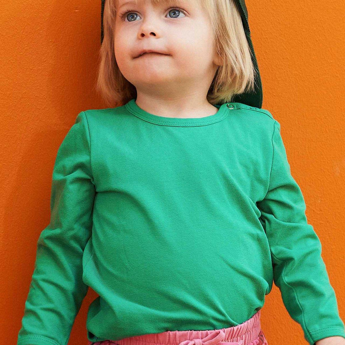 Dehnbares Basic Langarmshirt grün 80