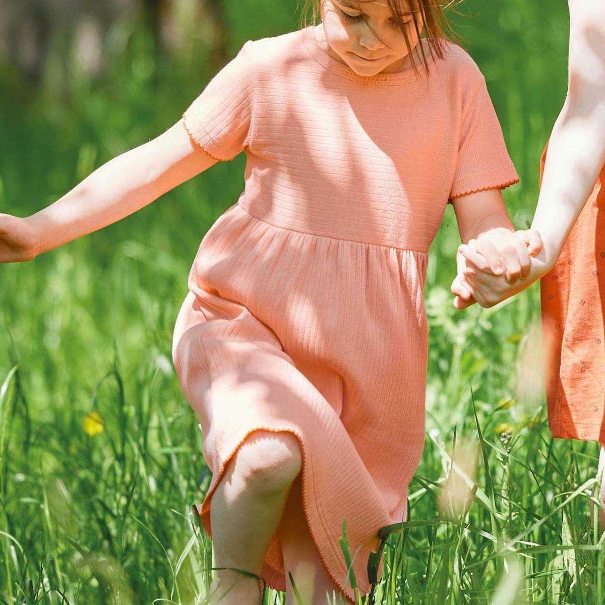Dehnbares Kleid kurzarm Rippe apricot 74/80
