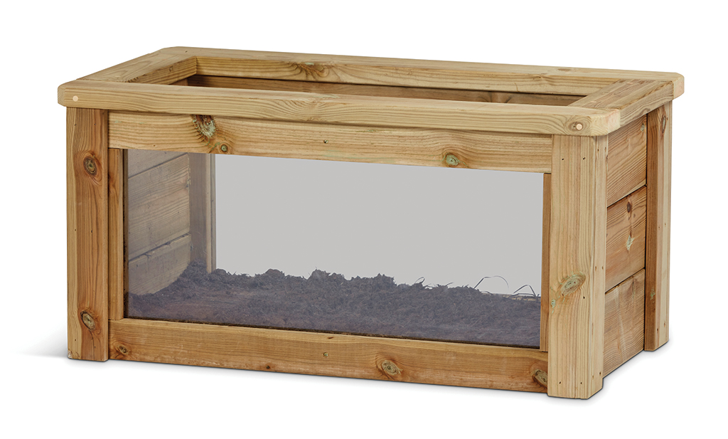 Durchsichtiger Pflanzkübel