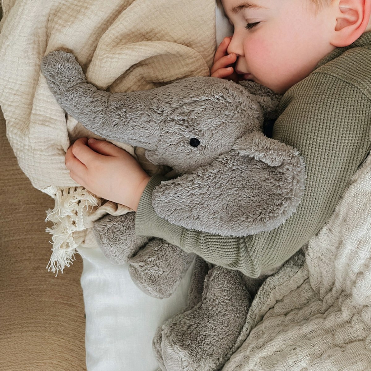 Elefant klein Traubenkernfüllung  Wärmekissen grau