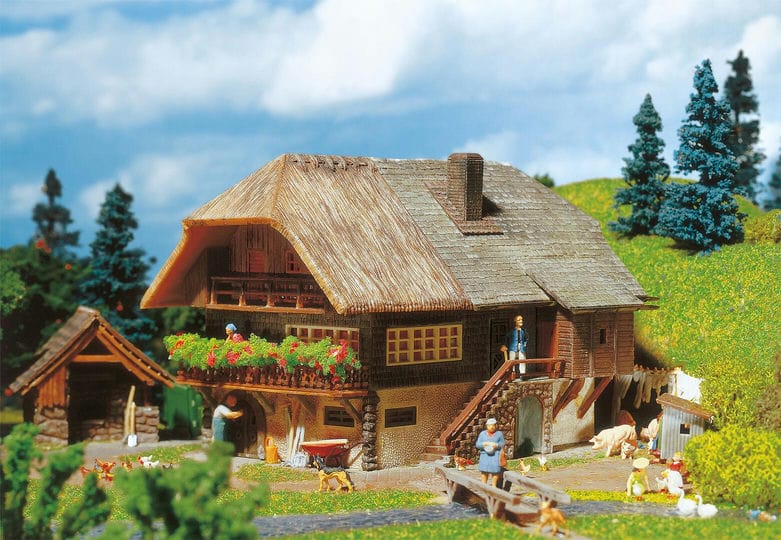 Faller Schwarzwälder Bauernhaus H0 1:87 131324 Modelleisenbahn Bauernhof