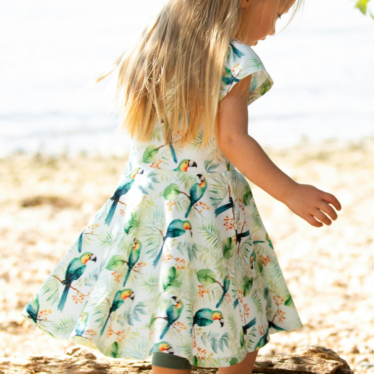 Flatterkleid kurzarm Tukan grün 134/140