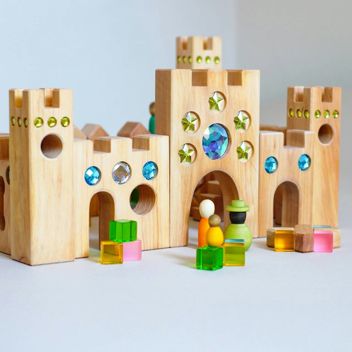 Großes Märchenschloss mit 16 Bauklötzen