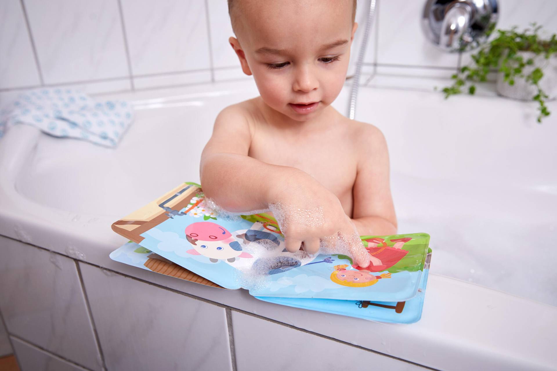 Haba - Badebuch Zauber Waschtag Schwein & Kuh Haba - Badebuch Zauber Waschtag Schwein & Kuh