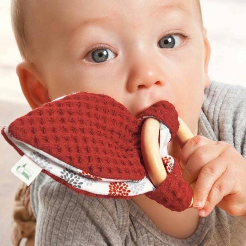 Holz Greifring Stoffohren terracotta Holz Greifring Stoffohren terracotta